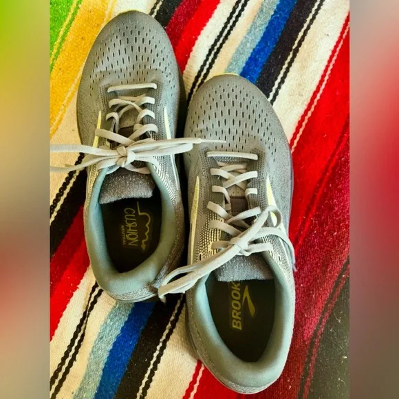 Brooks “Ghost 16”Men's Athletic Shoes Gray & Neon Yellow Size 9.5 4E Extra Wide - Picture 2 of 13
